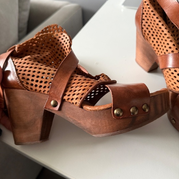 Vintage-Free People- Style Leather Wooden Platform Sandals – Size 37 (EU) - Picture 3 of 5